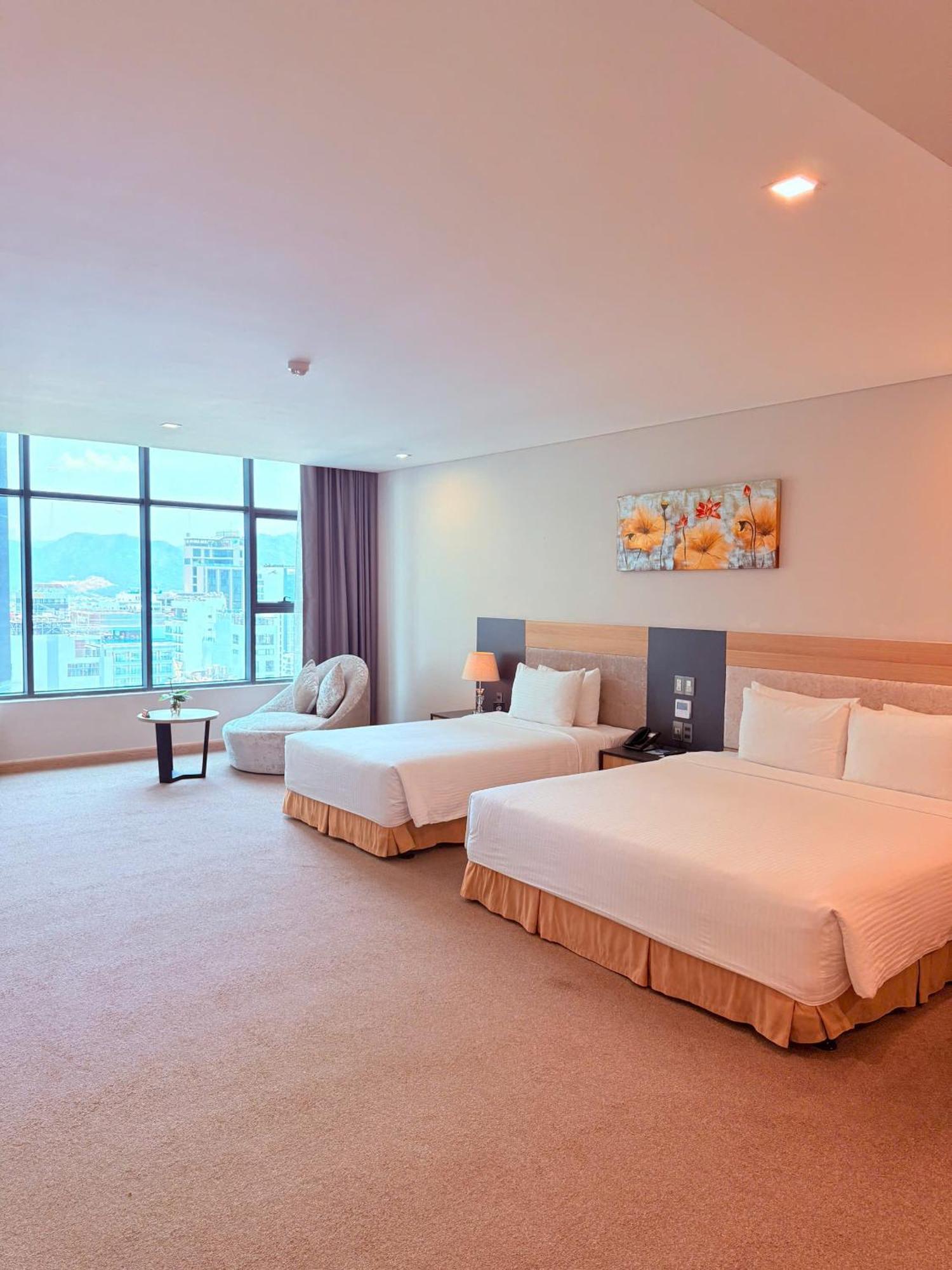 Muong Thanh Luxury Nha Trang Hotel Exterior photo