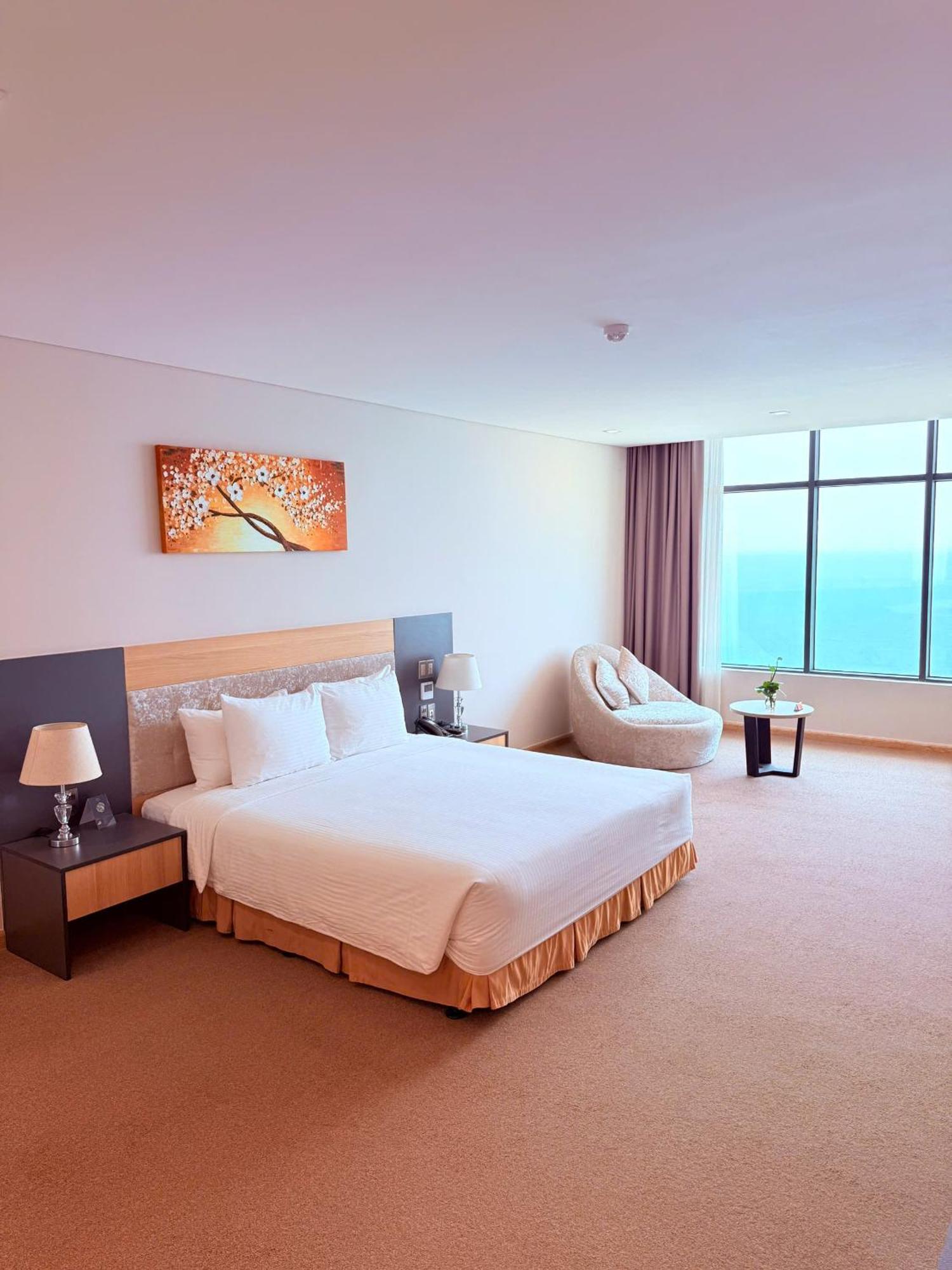 Muong Thanh Luxury Nha Trang Hotel Exterior photo